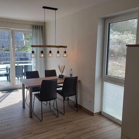 Ferienwohnungen Am Aeppelsberg Volkesfeld Exteriör bild