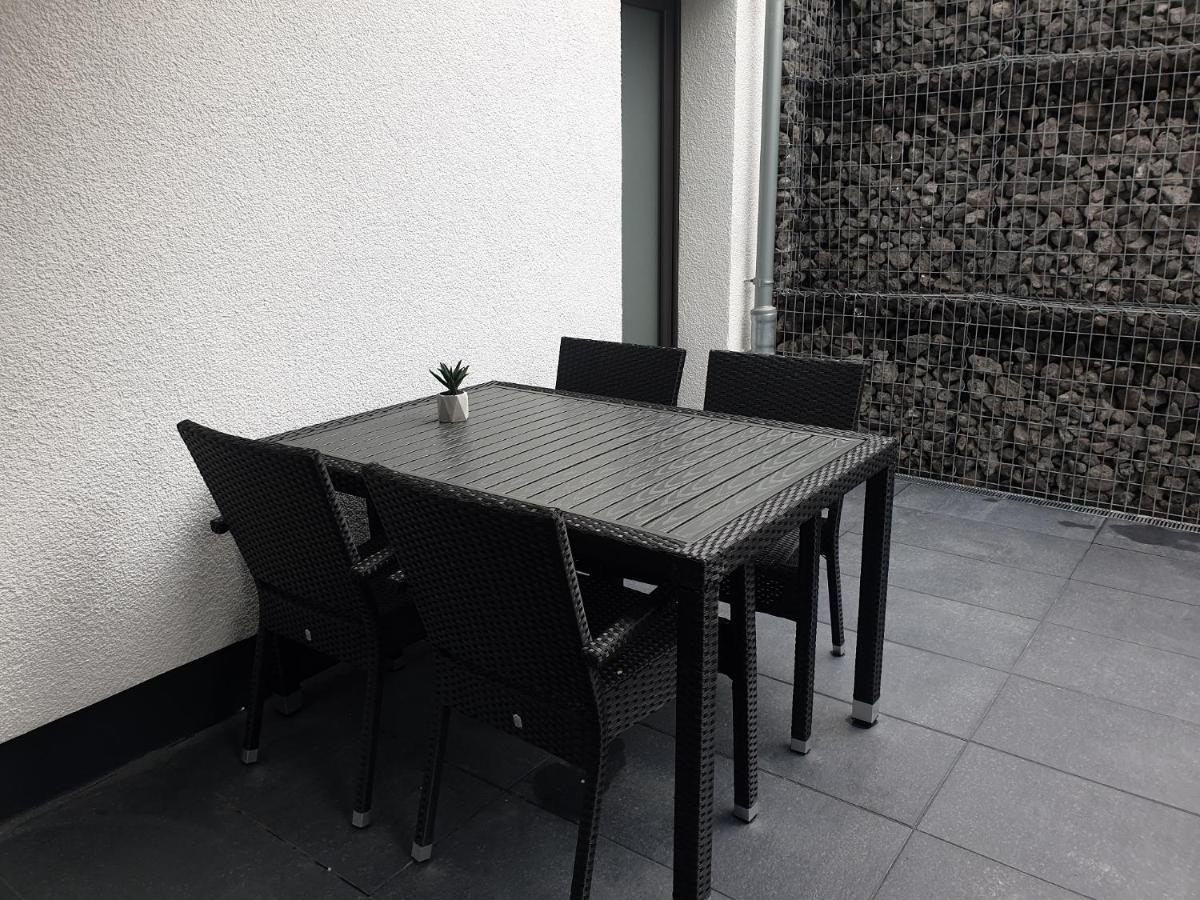 Ferienwohnungen Am Aeppelsberg Volkesfeld Exteriör bild